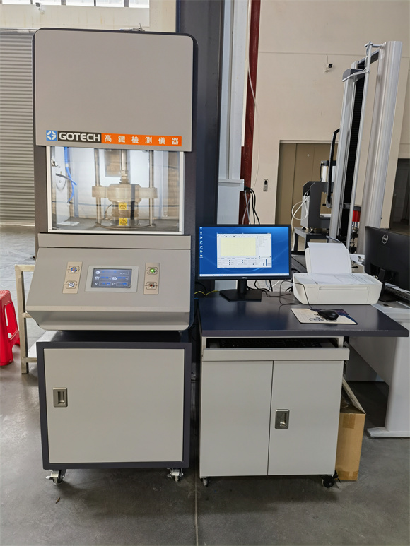 生產(chǎn)設(shè)備：高鐵投儀器